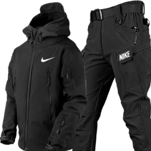 Nike – Αντιανεμικό και Παντελόνι