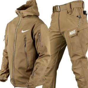 Nike – Αντιανεμικό και Παντελόνι
